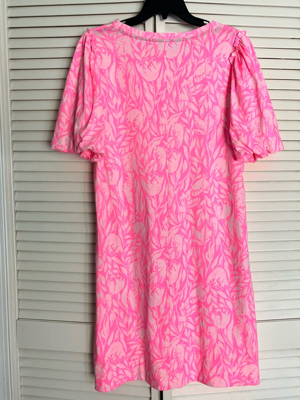 NWT Lilly Pulitzer Mercer Puff Sleeve Cotton T-Shirt
Dress Size XL - Picture 8 of 9